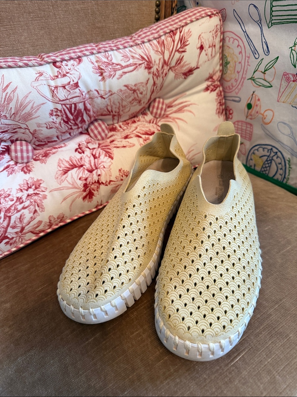 Ilse Jacobsen Slip-On Sneakers